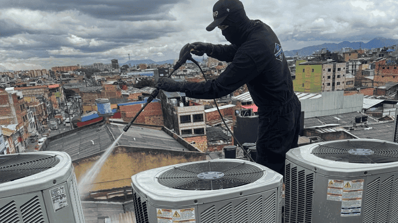 Mantenimiento preventivo y correctivo de equipos HVAC